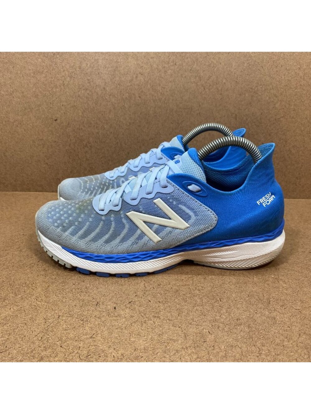 New Balance Fresh Foam 860 V11 Womens Running Shoes Size 8.5 Frost Blue White